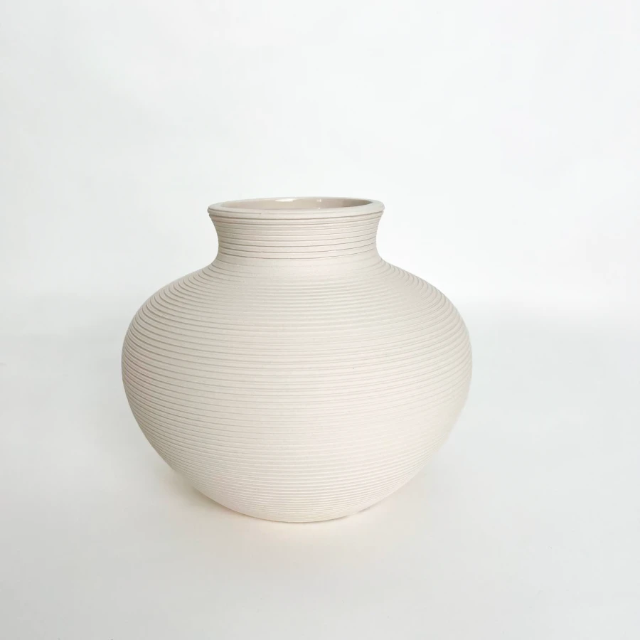 Ваза Whisper Shape, 19,5 см, керамічна, кремова