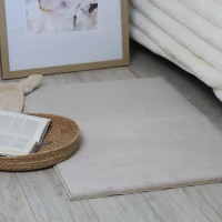 Килимок для спальні Welpy Beige
