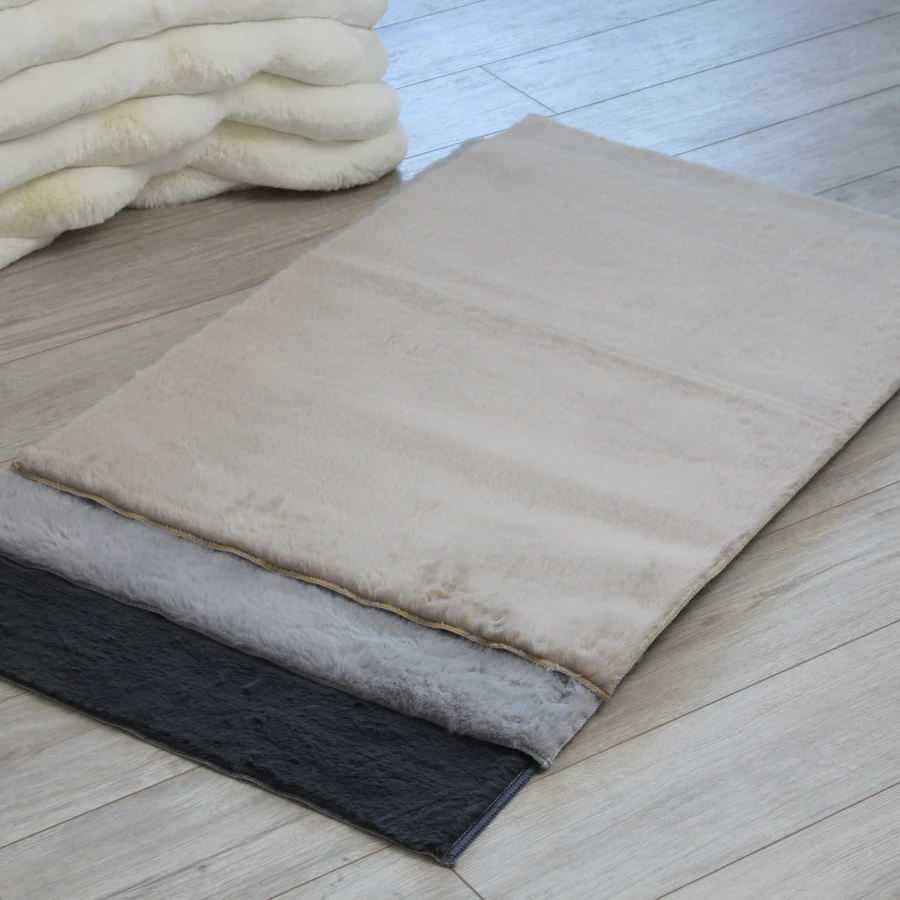 Килимок для спальні Welpy Beige